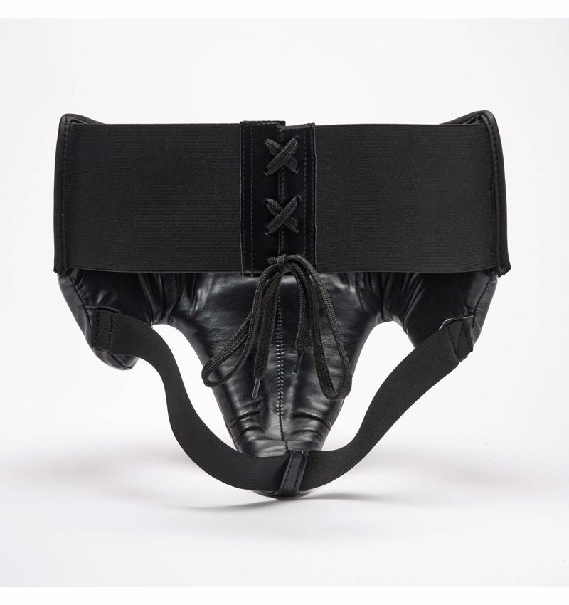 Leone 1947 Gynaikeio Spasouar Pugaxias